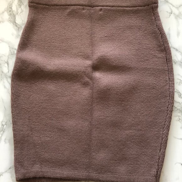 Fashion Nova Skirt - Picture 6 of 6